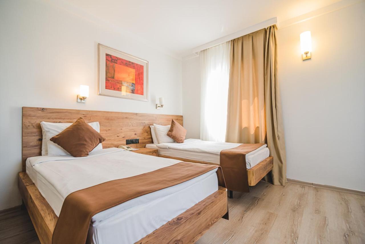 Uptown Bueyuek Anadolu Girne Hotel Kyrenia (Northern Cyprus) Exterior foto