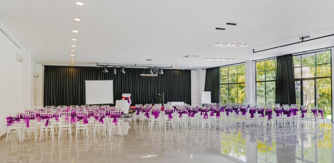 Uptown Bueyuek Anadolu Girne Hotel Kyrenia (Northern Cyprus) Exterior foto
