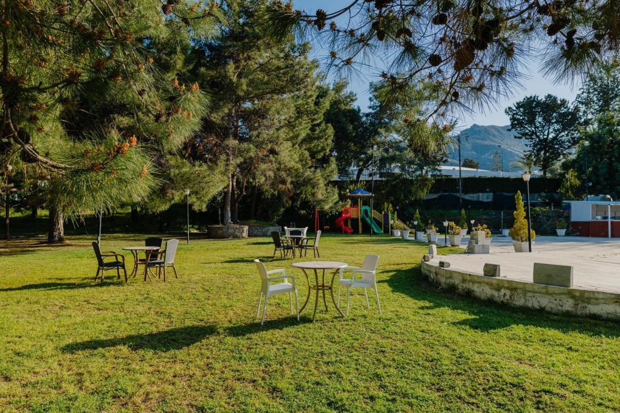 Uptown Bueyuek Anadolu Girne Hotel Kyrenia (Northern Cyprus) Exterior foto