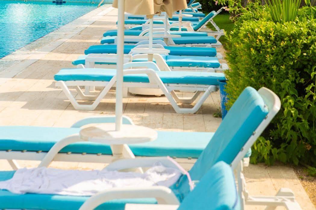 Uptown Bueyuek Anadolu Girne Hotel Kyrenia (Northern Cyprus) Exterior foto